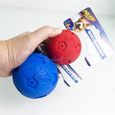 Nerf Dog Squeakers - Soccer Squeak Ball Red/Blue Toy for dogs ( S/M )